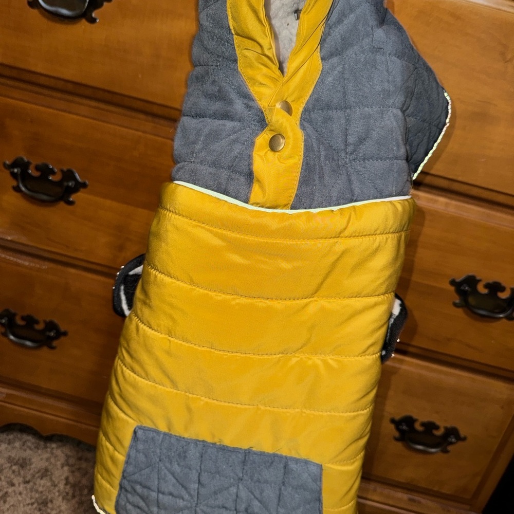 Eddie Bauer Dog Coat - Picture 5 of 6